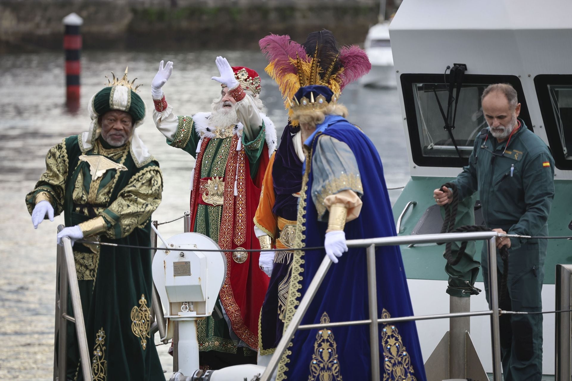 Las imágenes de la llegada de los Reyes Magos a Gijón