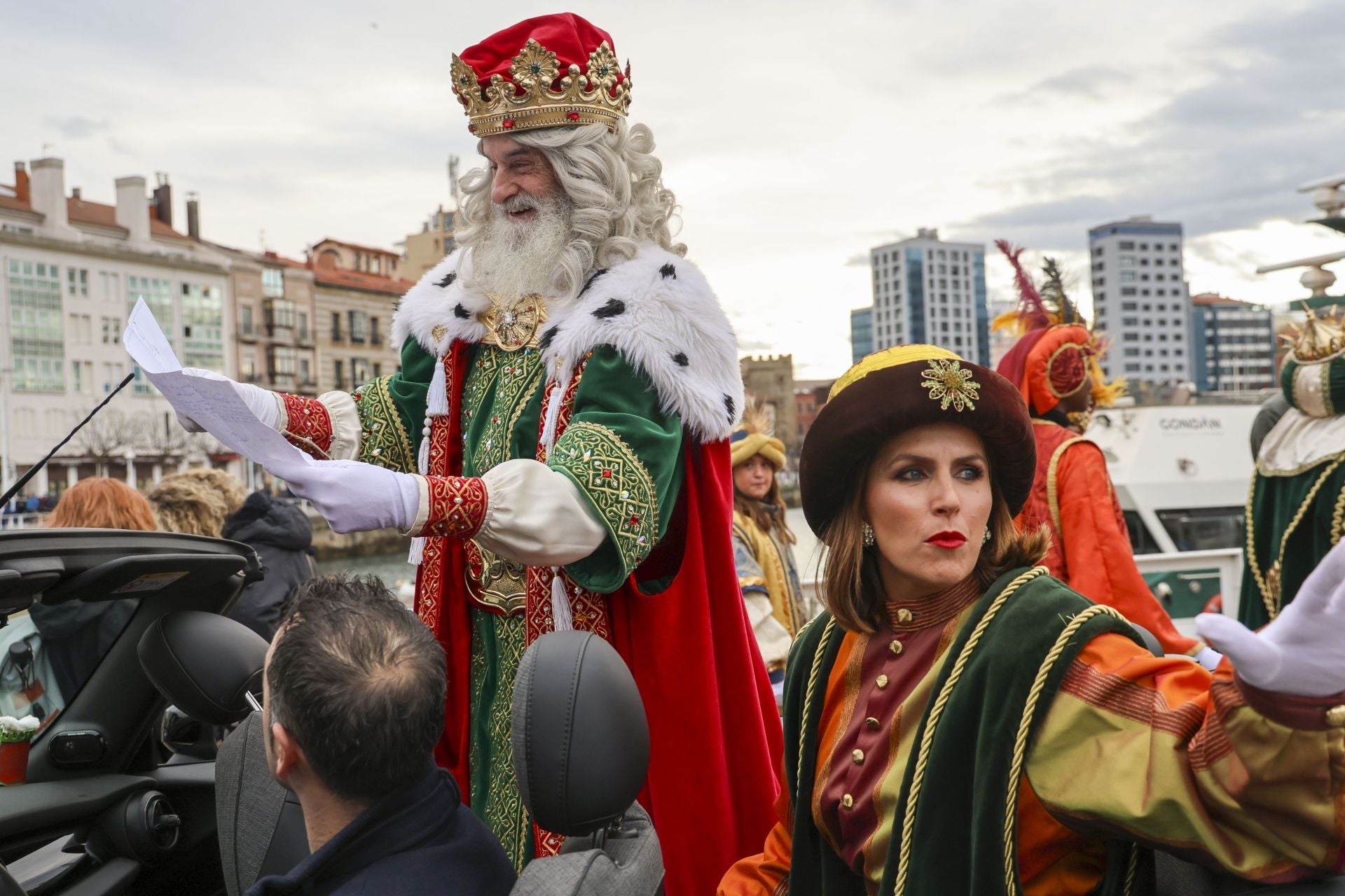 Las imágenes de la llegada de los Reyes Magos a Gijón