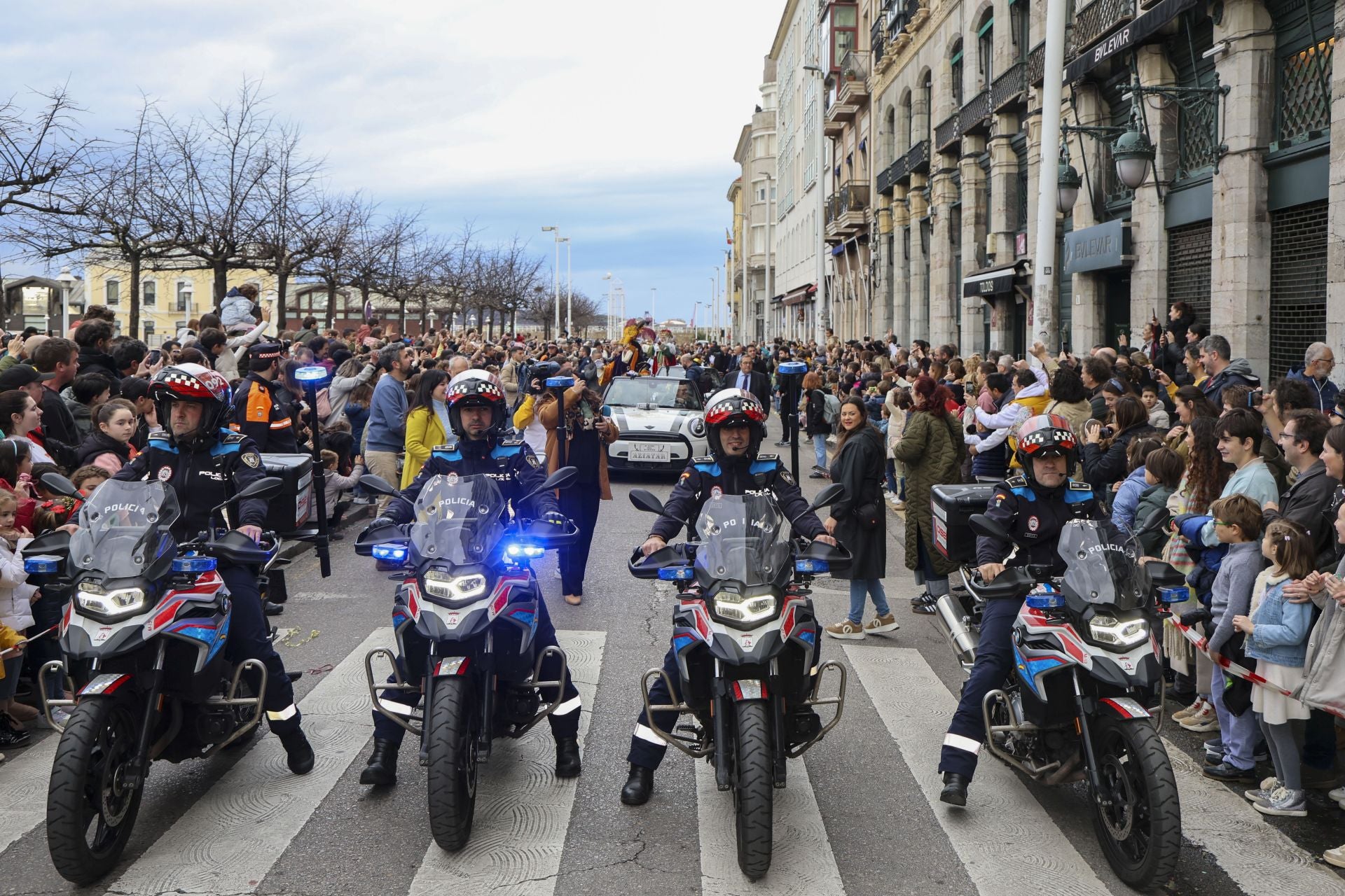 Las imágenes de la llegada de los Reyes Magos a Gijón