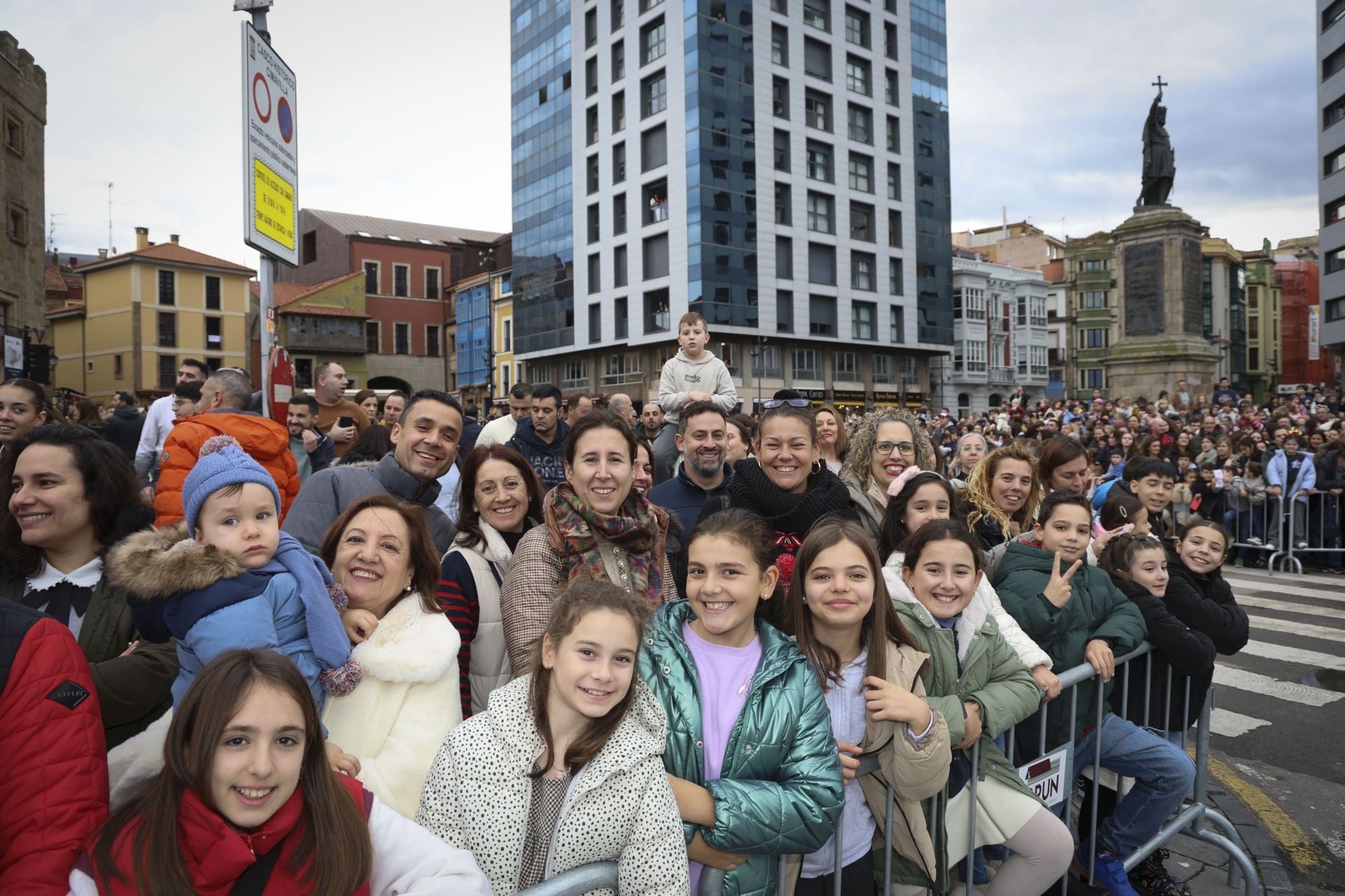 Las imágenes de la llegada de los Reyes Magos a Gijón