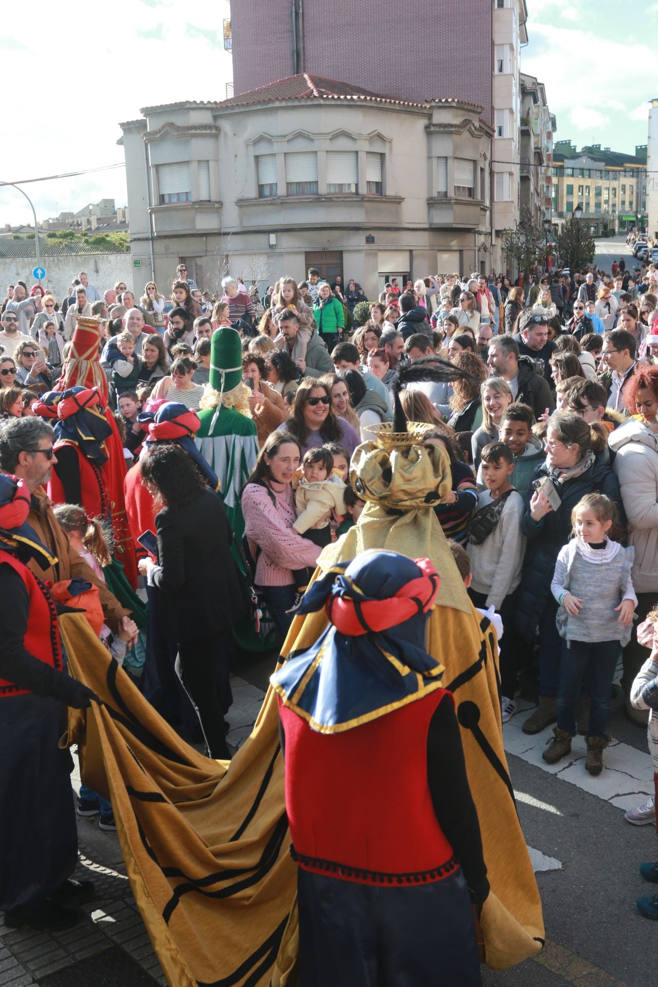 La magia de los Reyes Magos llena Noreña
