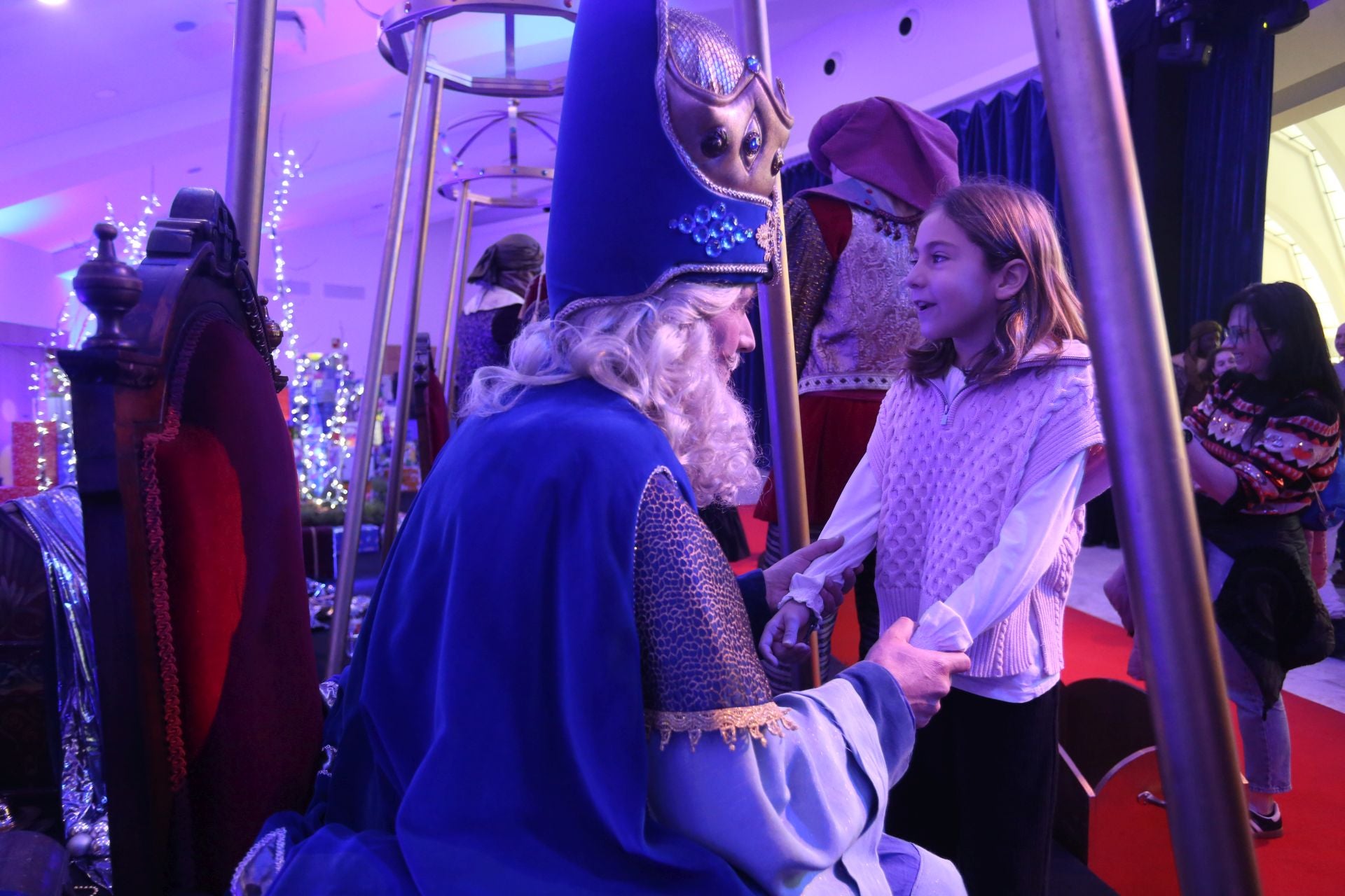 En imágenes: recepción de los Reyes Magos a los niños de Oviedo