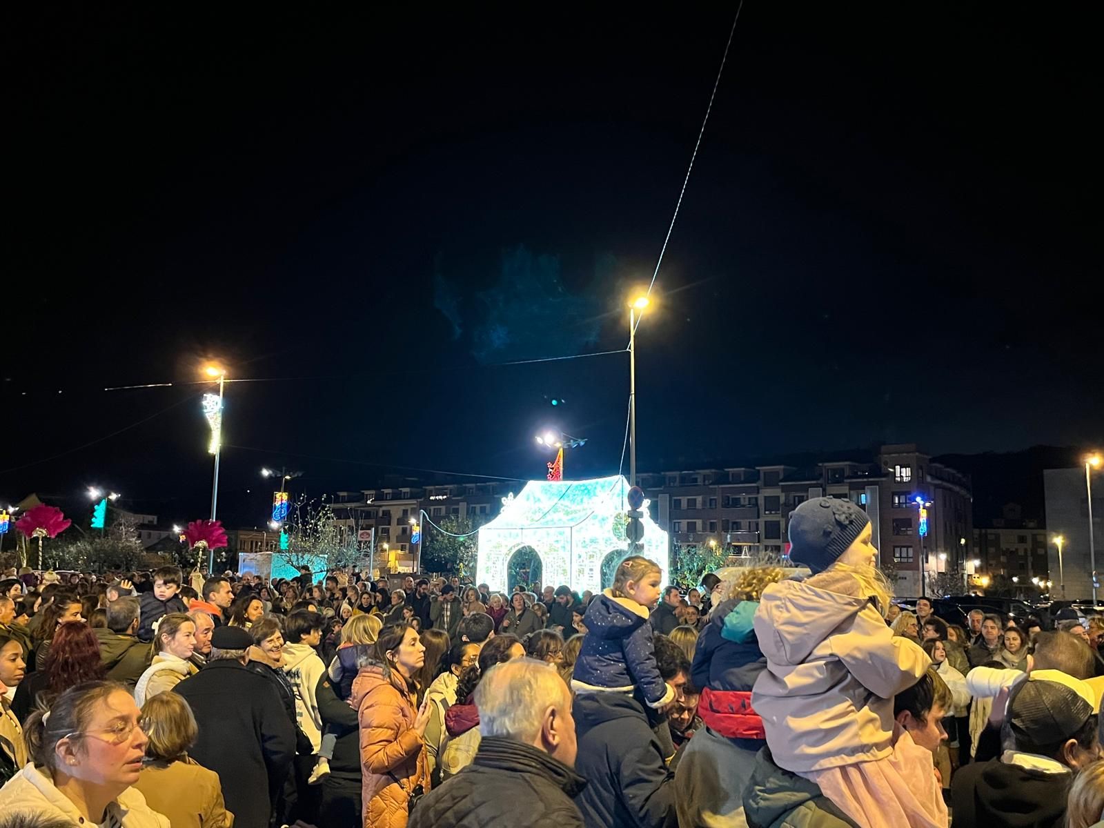 Cabalgatas de oriente a occidente: las imágenes de los Reyes Magos a su paso por Asturias