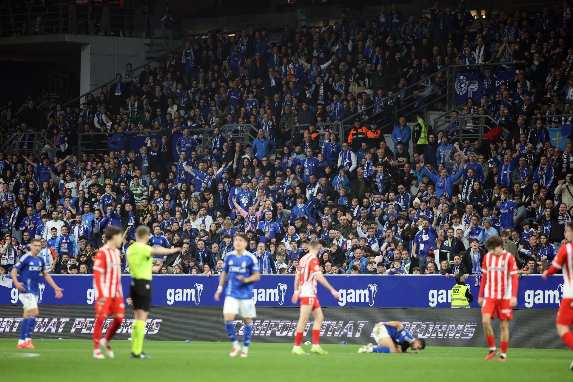 Las mejores imágenes del Real Oviedo - Sporting de Gijón