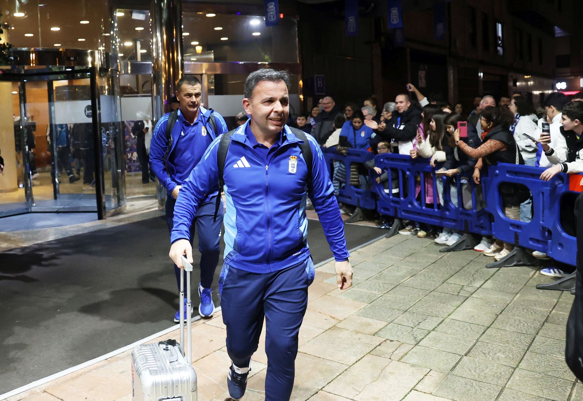 ¿Estuviste animando al Real Oviedo antes del derbi? ¡Búscate en las fotos!