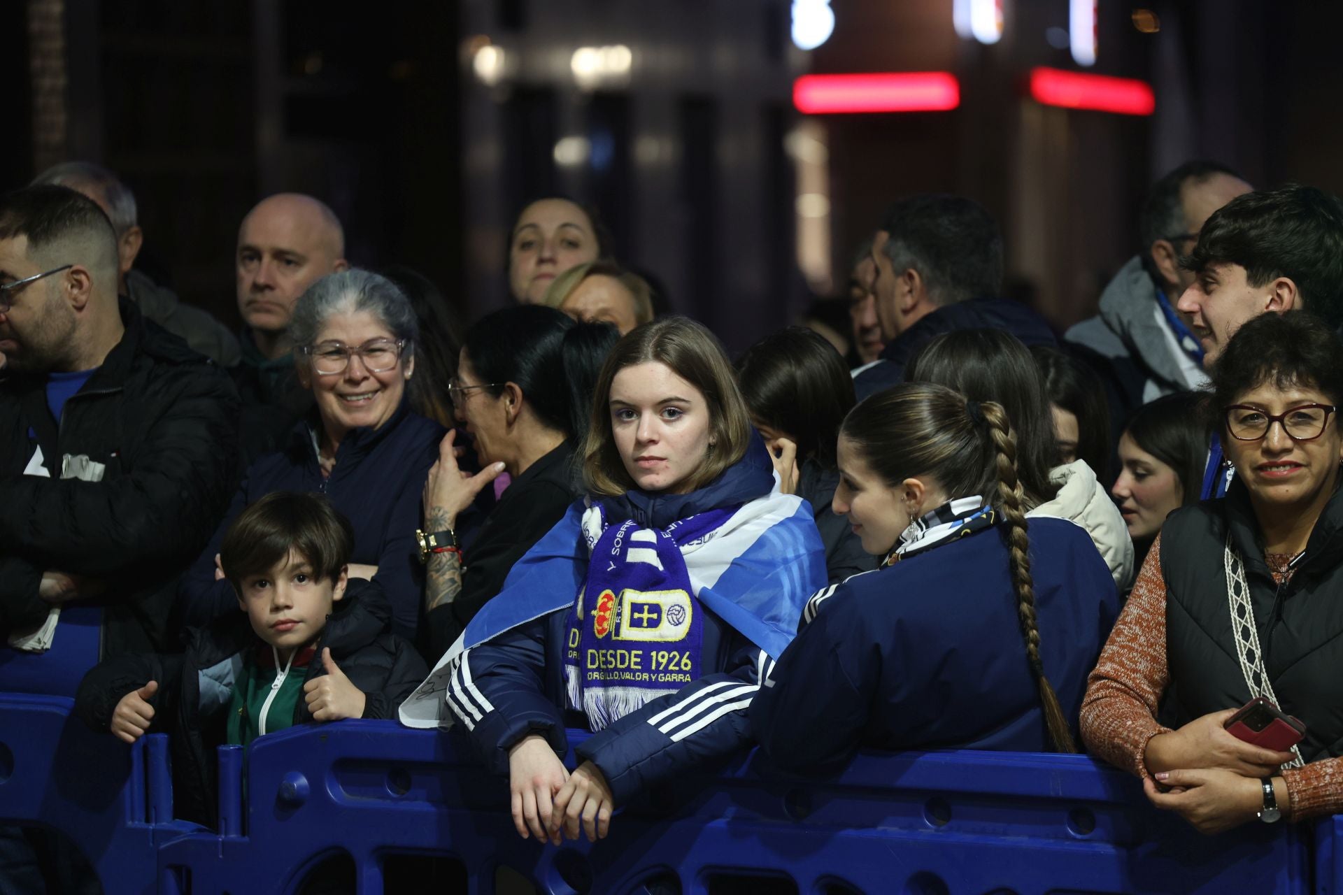 ¿Estuviste animando al Real Oviedo antes del derbi? ¡Búscate en las fotos!
