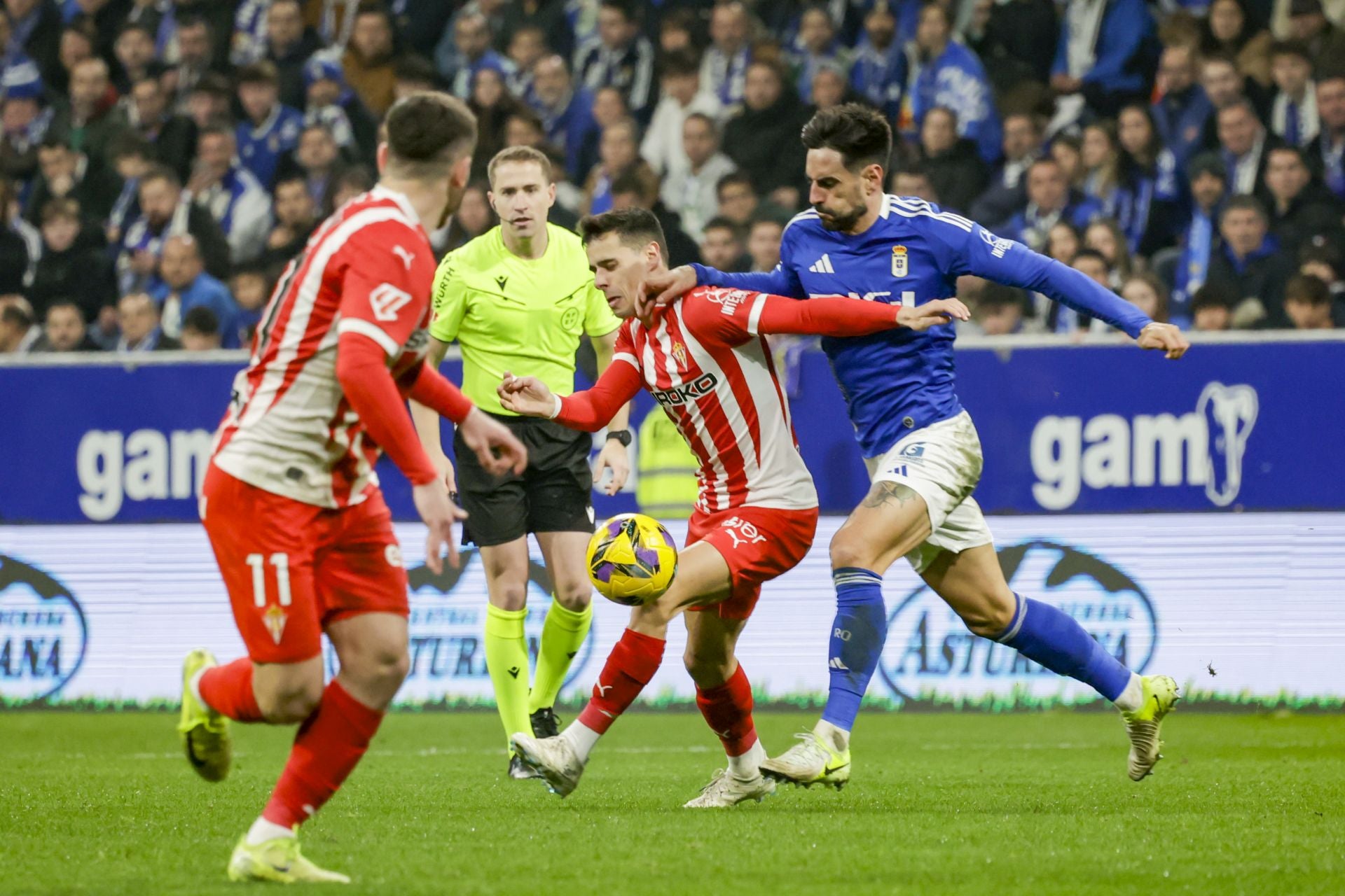 Las mejores imágenes del Real Oviedo - Sporting de Gijón