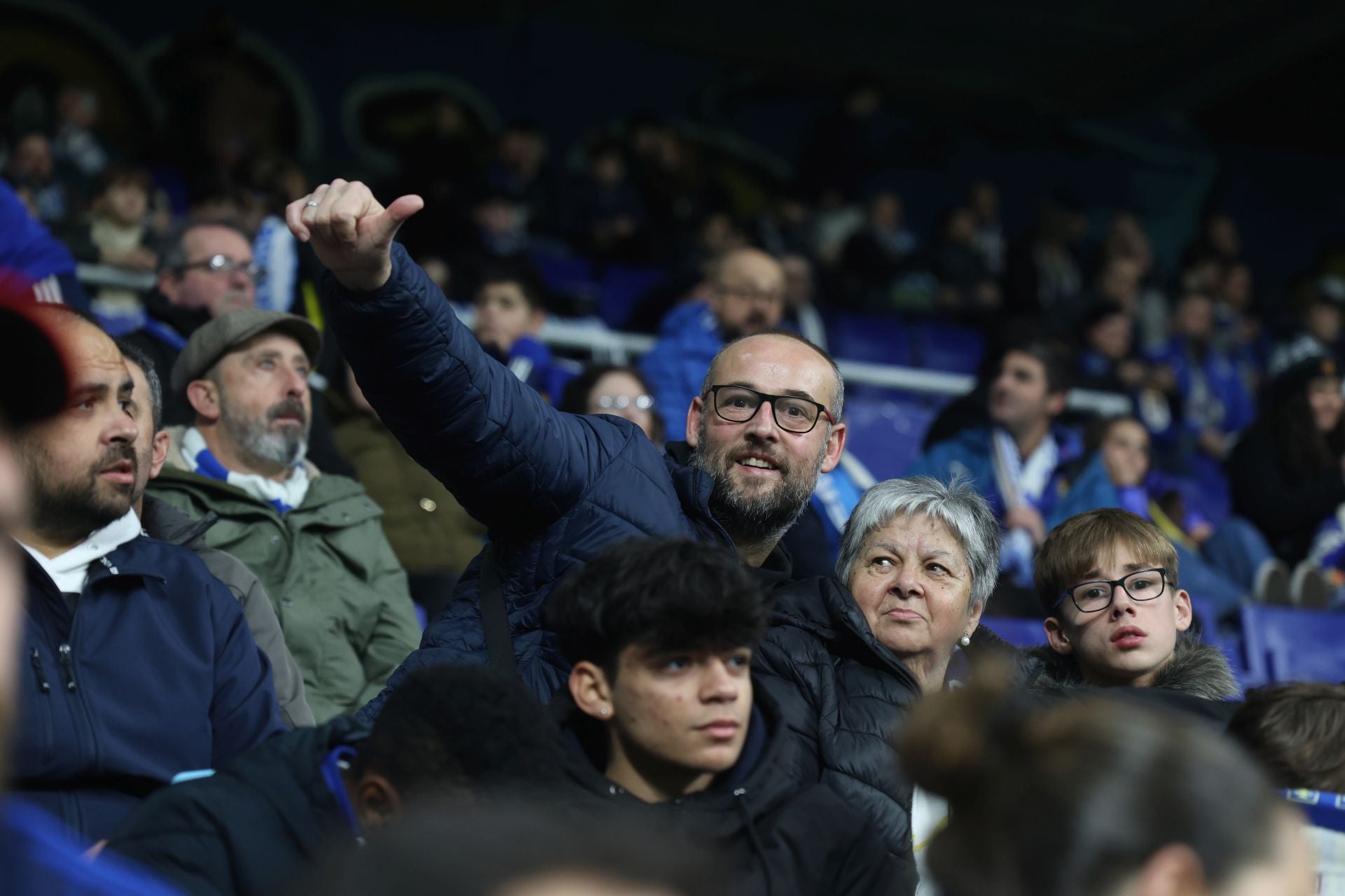 ¿Estuviste viendo el Real Oviedo - Sporting de Gijón? ¡Búscate en las fotos del Tartiere!