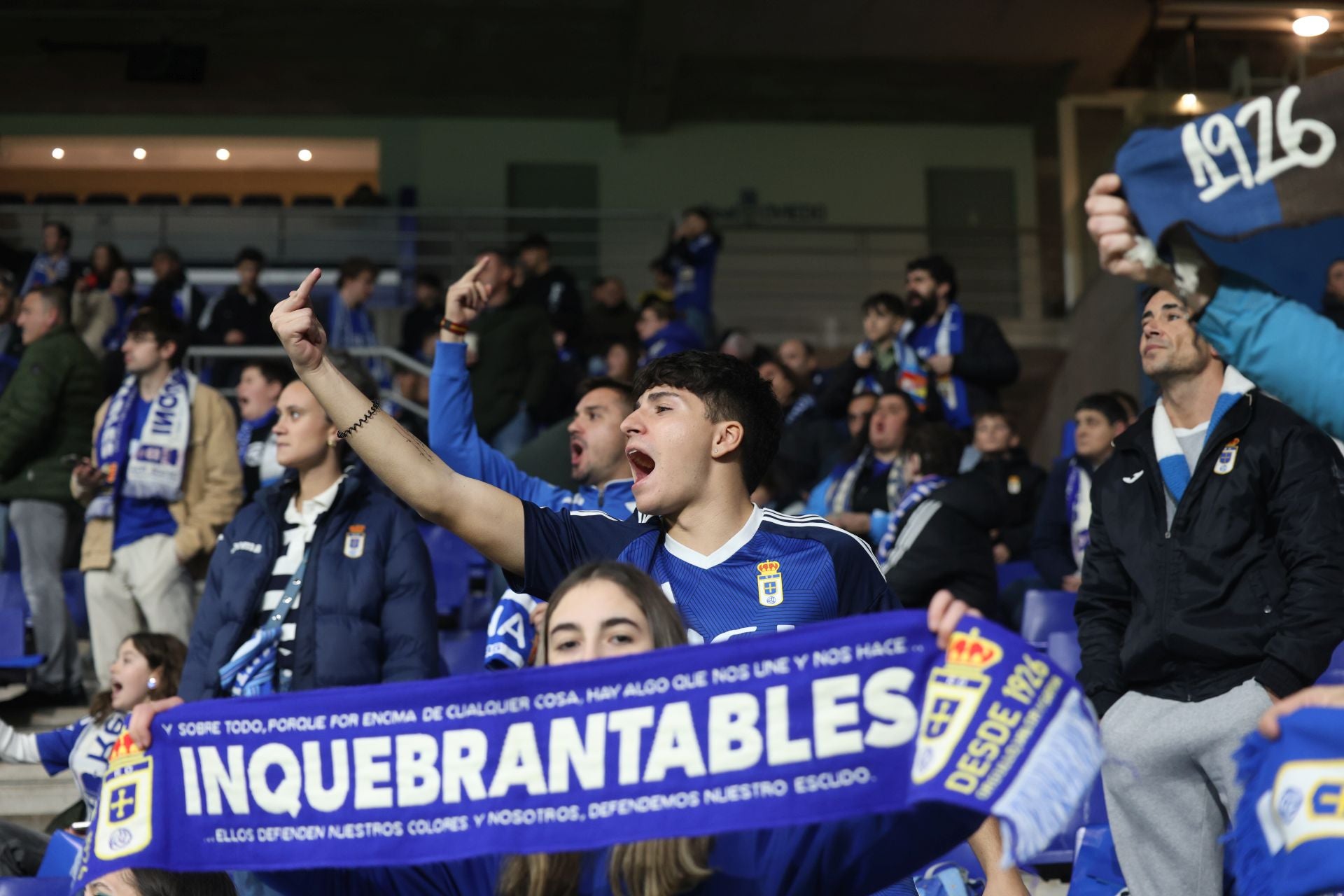 ¿Estuviste viendo el Real Oviedo - Sporting de Gijón? ¡Búscate en las fotos del Tartiere!