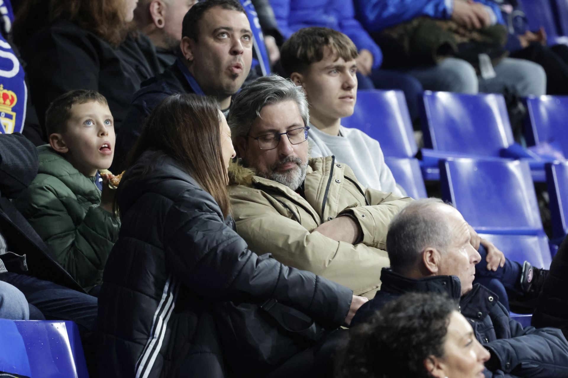 ¿Estuviste viendo el Real Oviedo - Sporting de Gijón? ¡Búscate en las fotos del Tartiere!