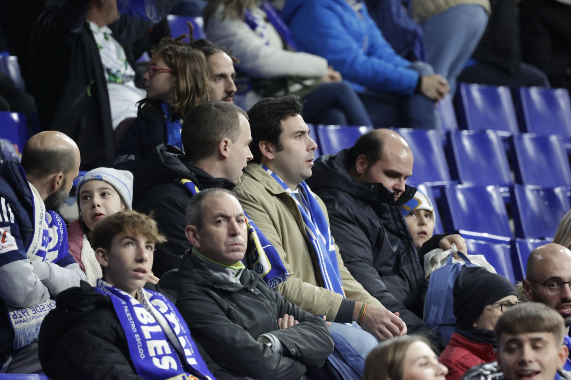 ¿Estuviste viendo el Real Oviedo - Sporting de Gijón? ¡Búscate en las fotos del Tartiere!