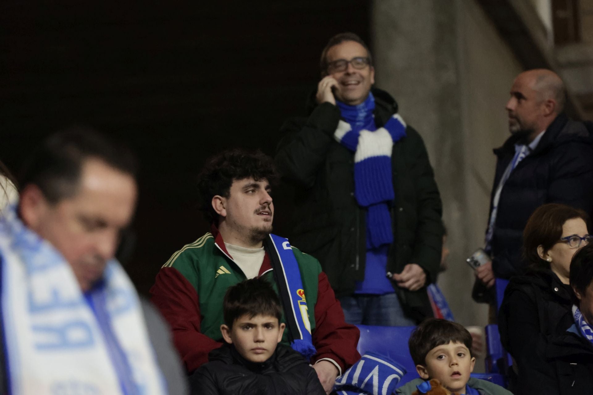 ¿Estuviste viendo el Real Oviedo - Sporting de Gijón? ¡Búscate en las fotos del Tartiere!