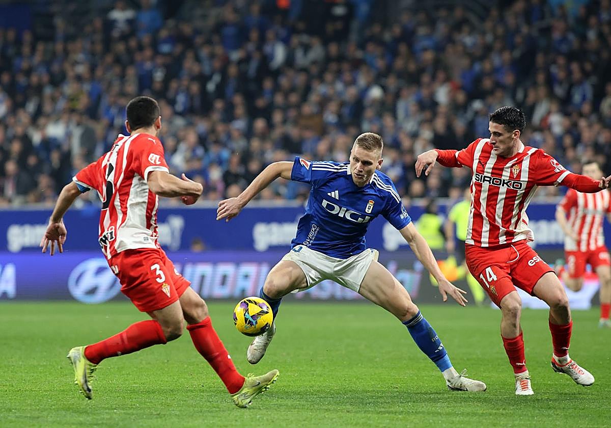 Real Oviedo 1-1 Sporting de Gijón: las puntuaciones a los jugadores