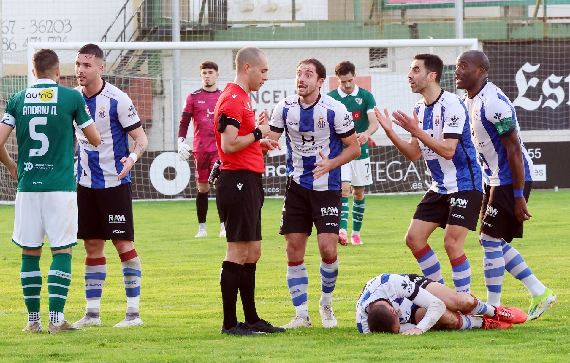 Coruxo 2 -2 Real Avilés, en imágenes