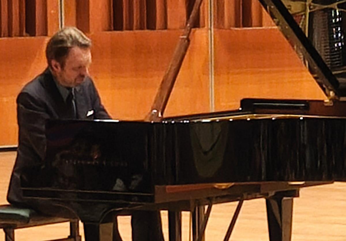Leif Ove Andsnes ofreció un emocionante concierto en Oviedo.