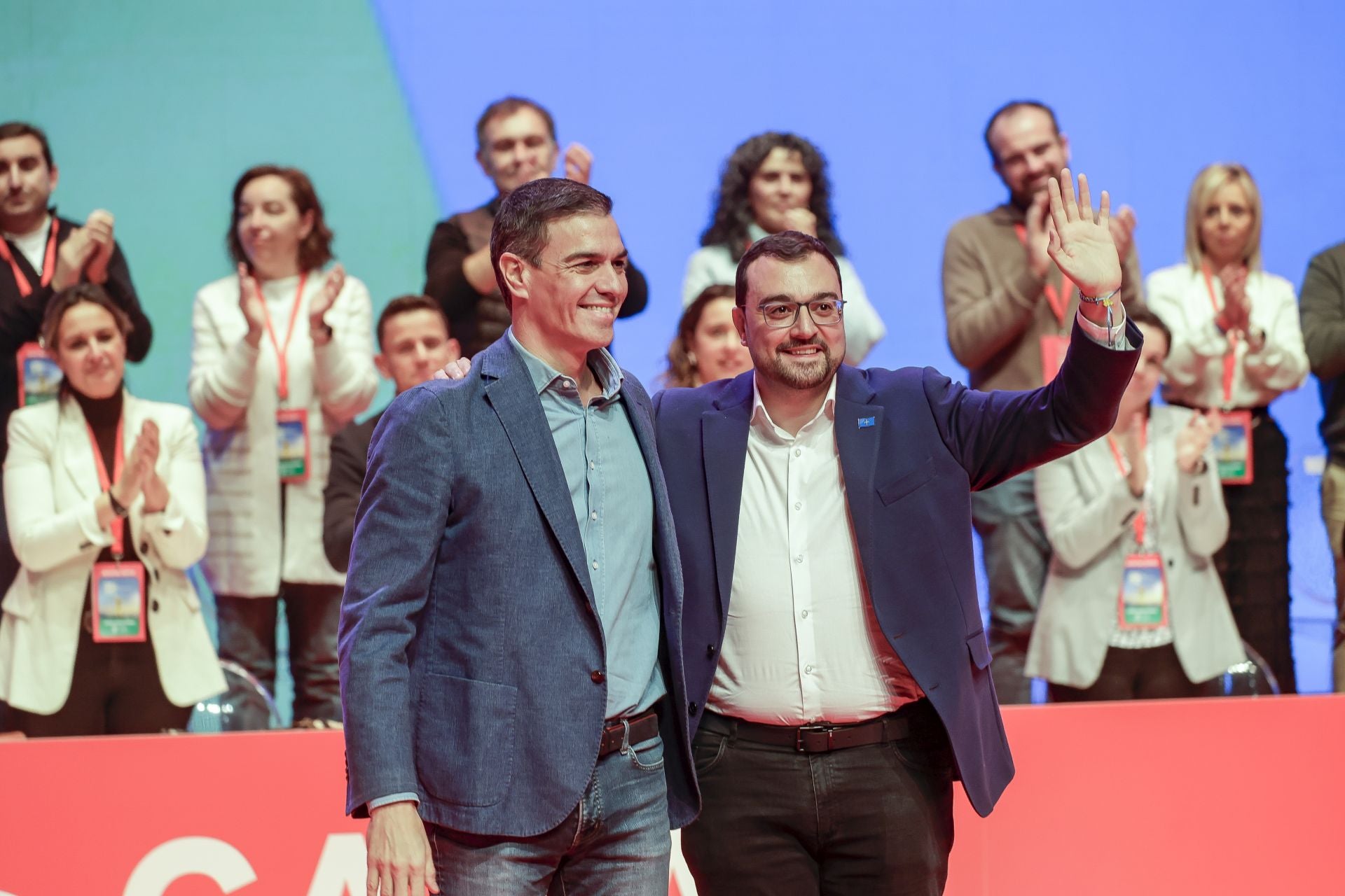 Pedro Sánchez y Adrián Barbón inauguran el congreso socialista en Avilés