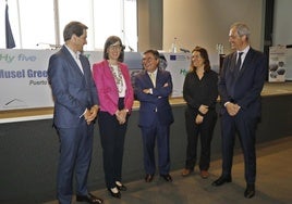 Nieves Roqueñí y Laureano Lourido, en un acto del Puerto.