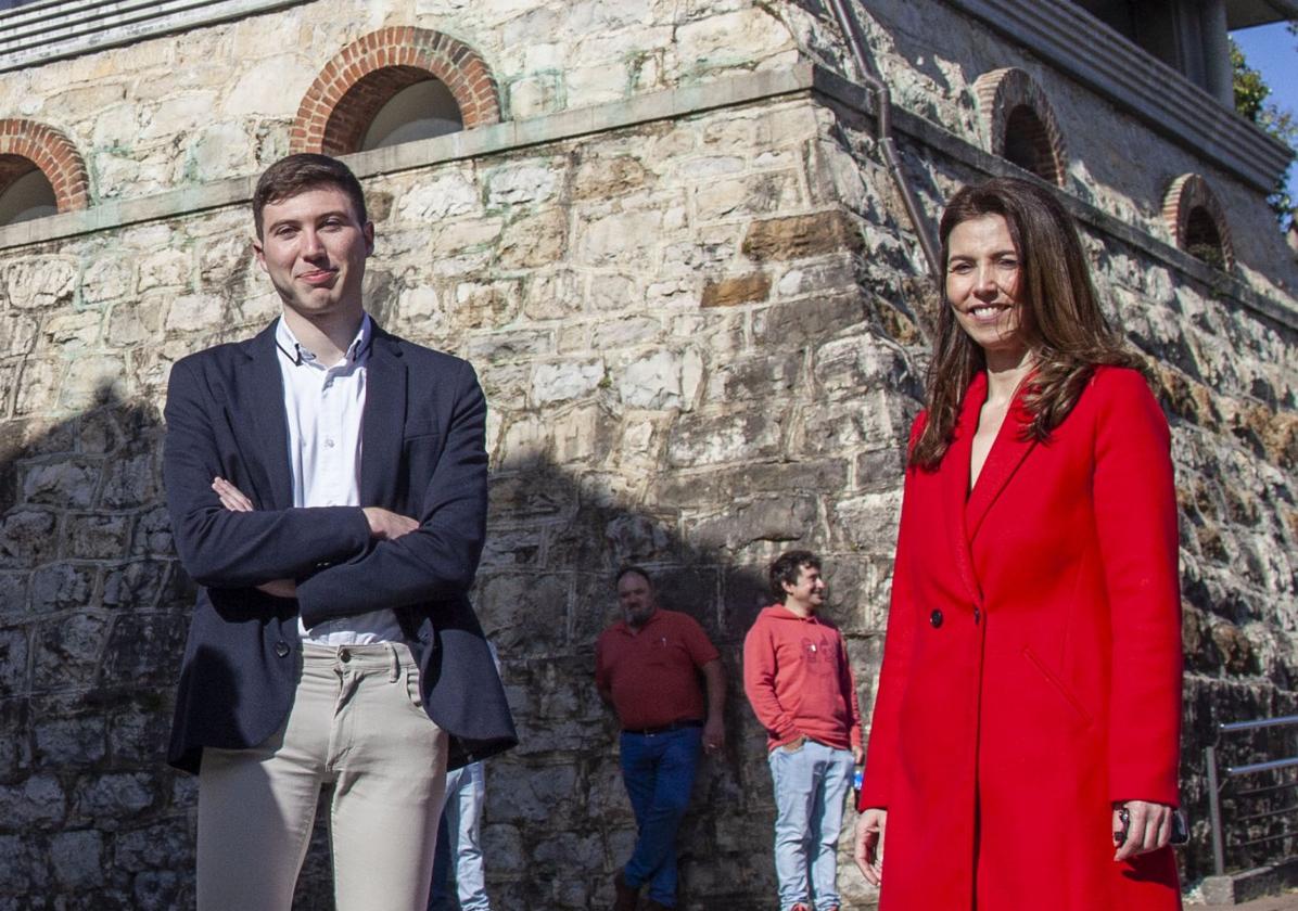 Los ediles de Izquierda Unida de Noreña, Matías Hevia y Liliana Díaz.