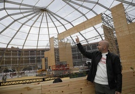 Marino González, este viernes, en la cúpula instalada en la plaza de toros para la celebración del Gijón Arena.