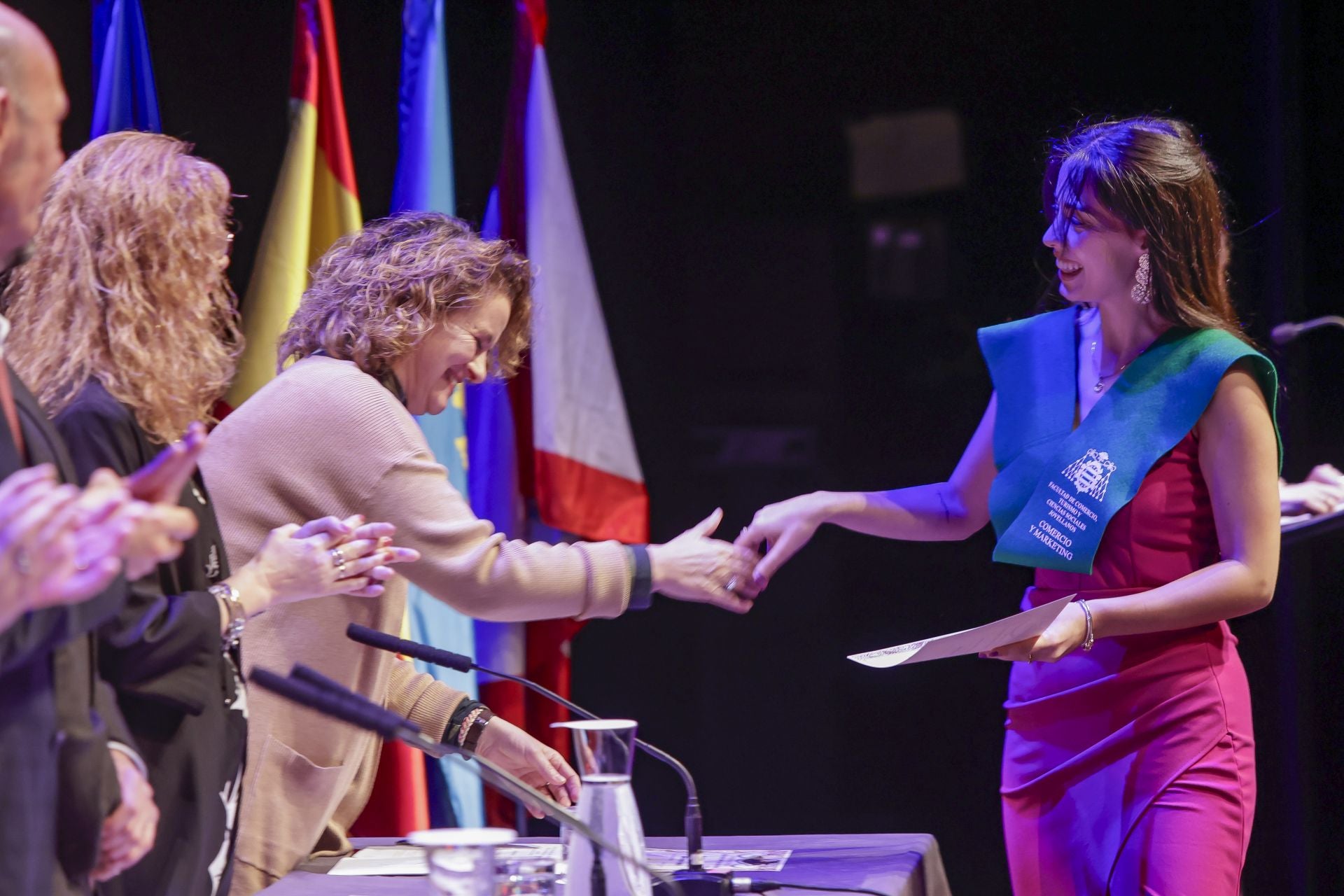 Acto de graduación de los alumnos de la Facultad de Comercio, Turismo y Ciencias Sociales Jovellanos