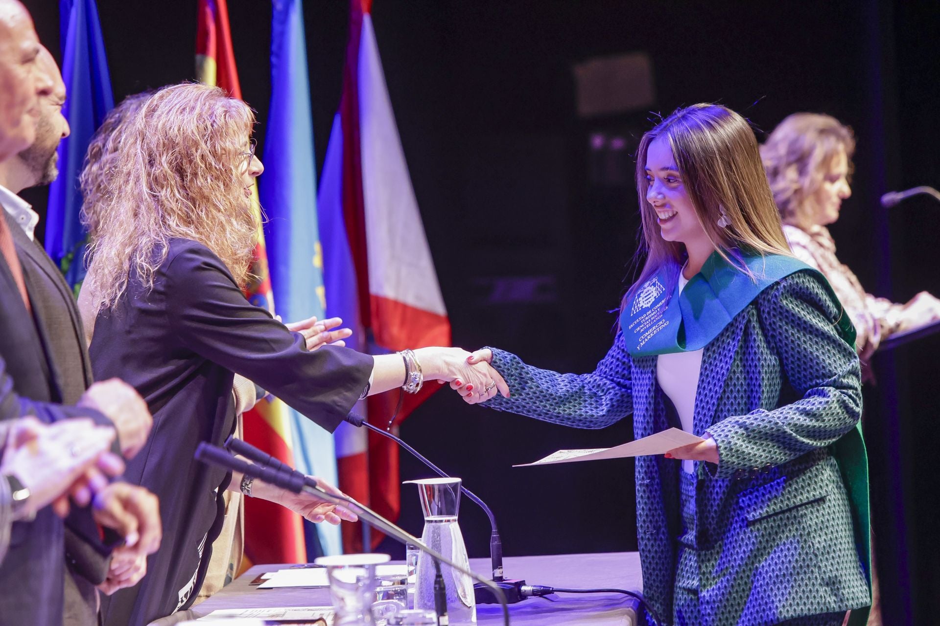 Acto de graduación de los alumnos de la Facultad de Comercio, Turismo y Ciencias Sociales Jovellanos