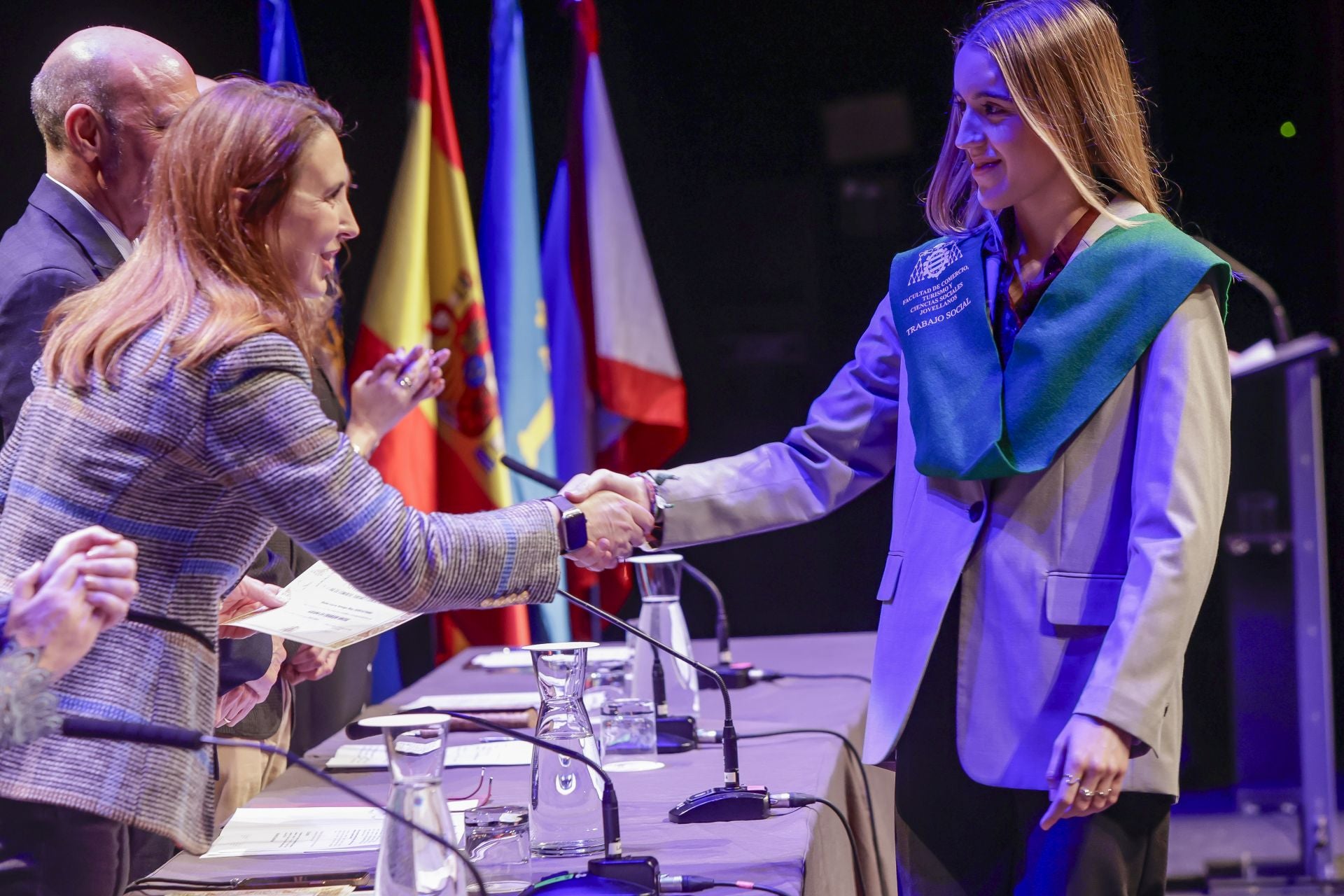 Acto de graduación de los alumnos de la Facultad de Comercio, Turismo y Ciencias Sociales Jovellanos