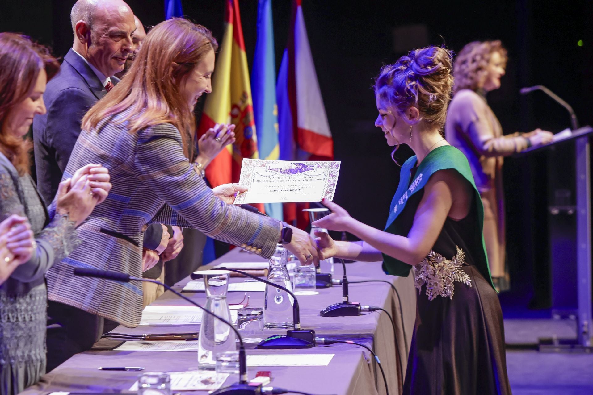 Acto de graduación de los alumnos de la Facultad de Comercio, Turismo y Ciencias Sociales Jovellanos