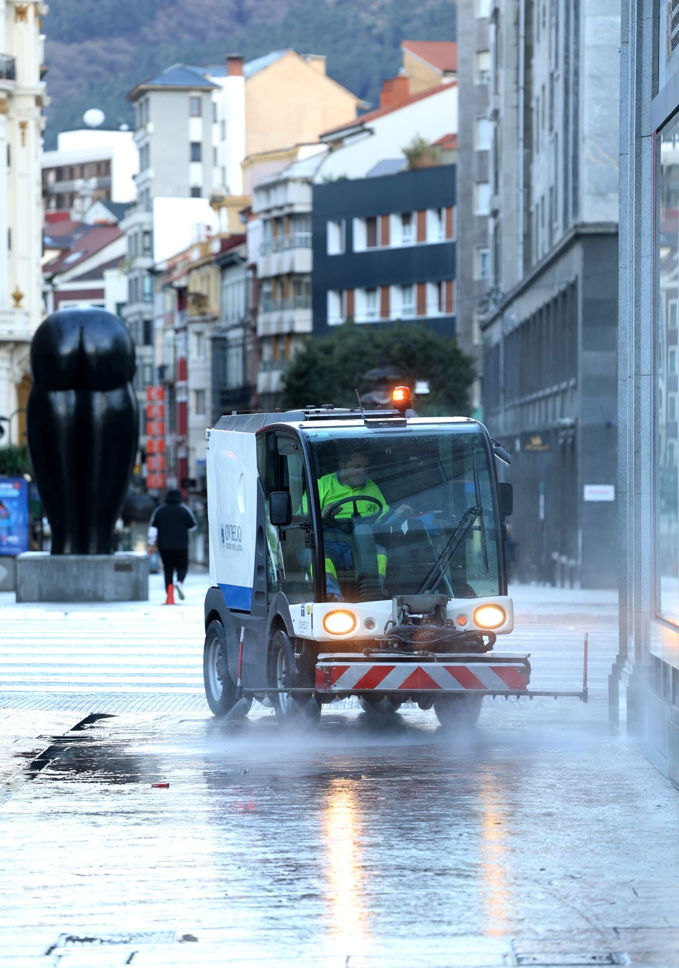 Lluvia y mucho viento en Asturias por la borrasca &#039;Herminia&#039;