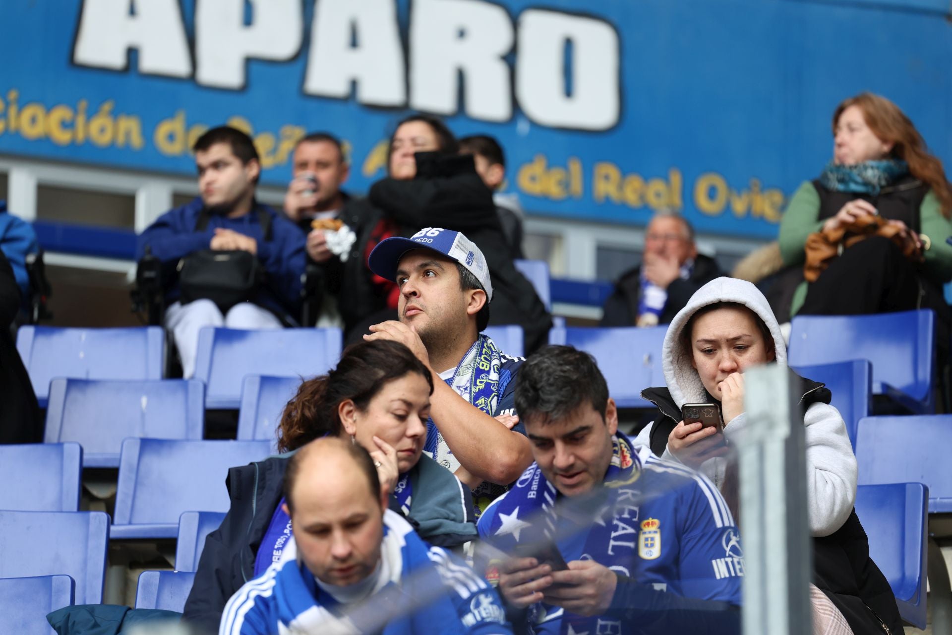 Fotos: ¿Estuviste en el Real Oviedo - Castellón? ¡Búscate!