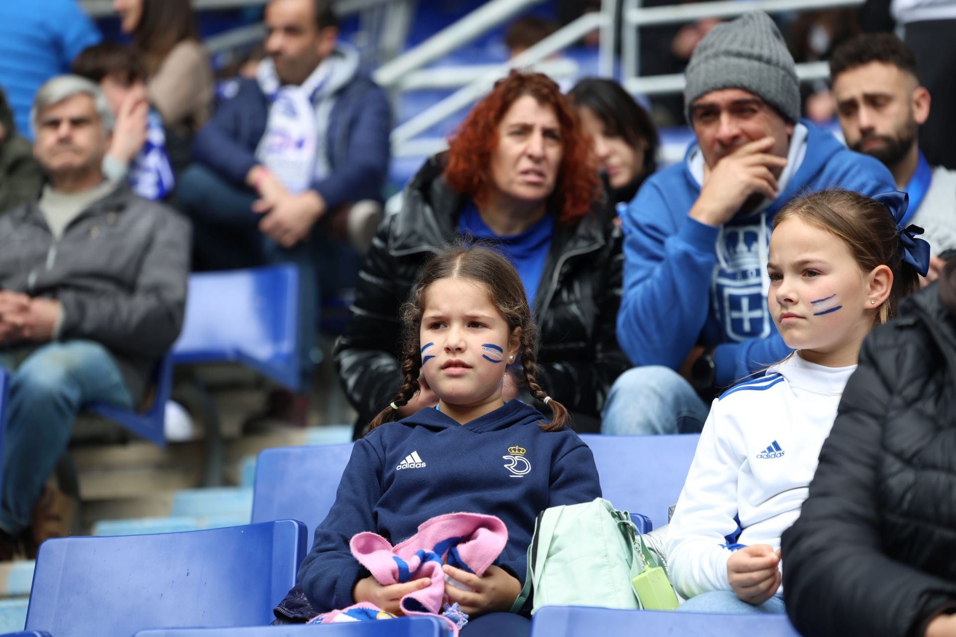 Fotos: ¿Estuviste en el Real Oviedo - Castellón? ¡Búscate!