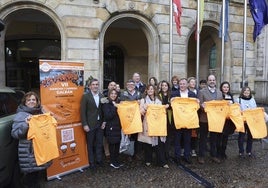 Presentación de la VII Marcha-Carrera Galbán en el Ayuntamiento de Gijón.