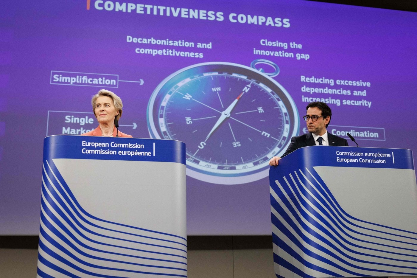 Ursula von der Leyen y Stéphane Séjourné, en la presentación de la Brújula para la Competitividad .