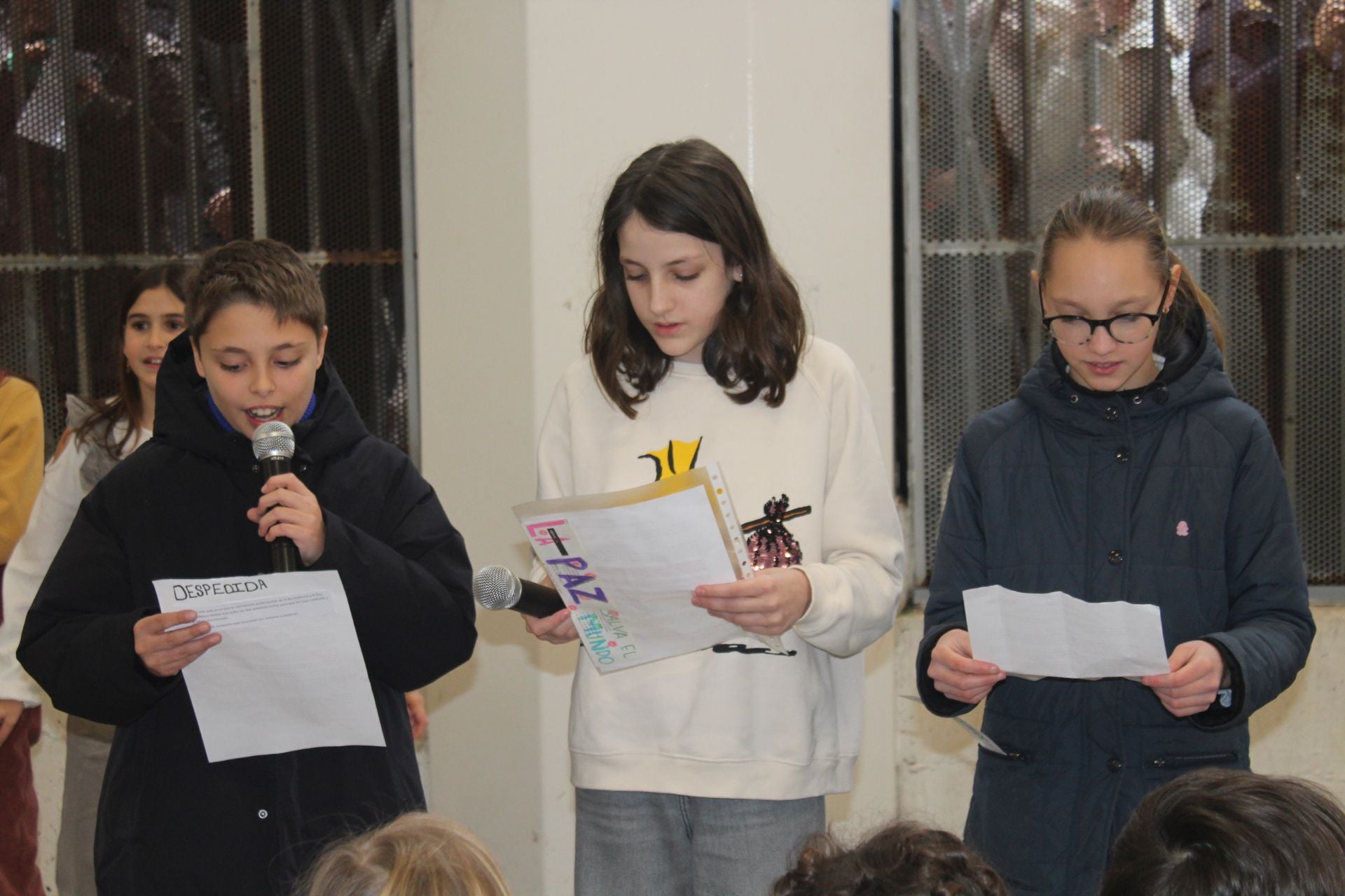 En imágenes: así celebraron los escolares de Gijón el día de la paz