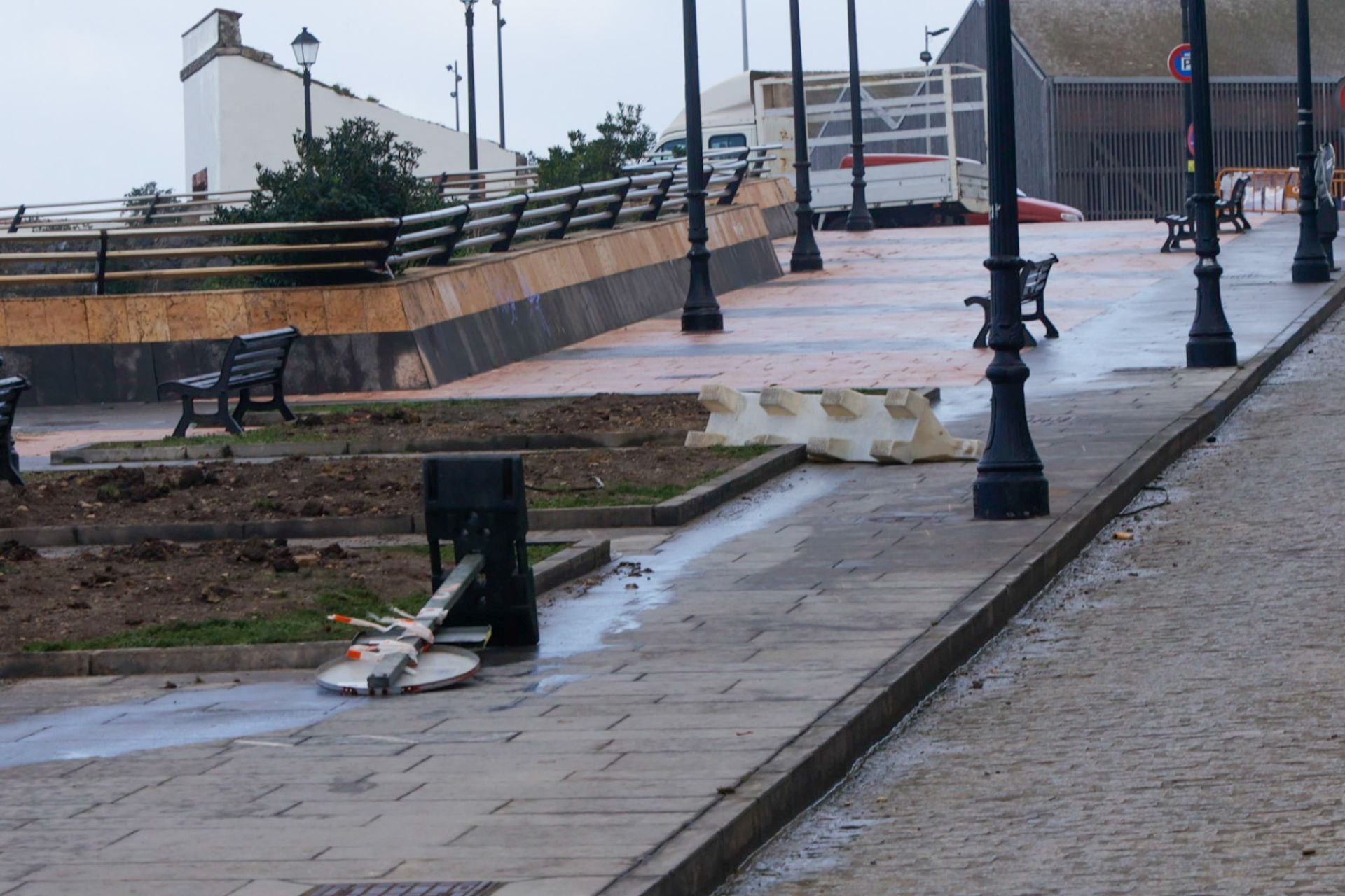 Nieve, mucho viento y fuerte oleaje en Asturias por cupla de &#039;Ivo&#039;