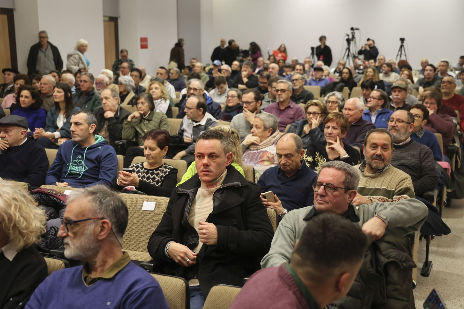 Yolanda Díaz alza la voz en Gijón por la reducción de la jornada