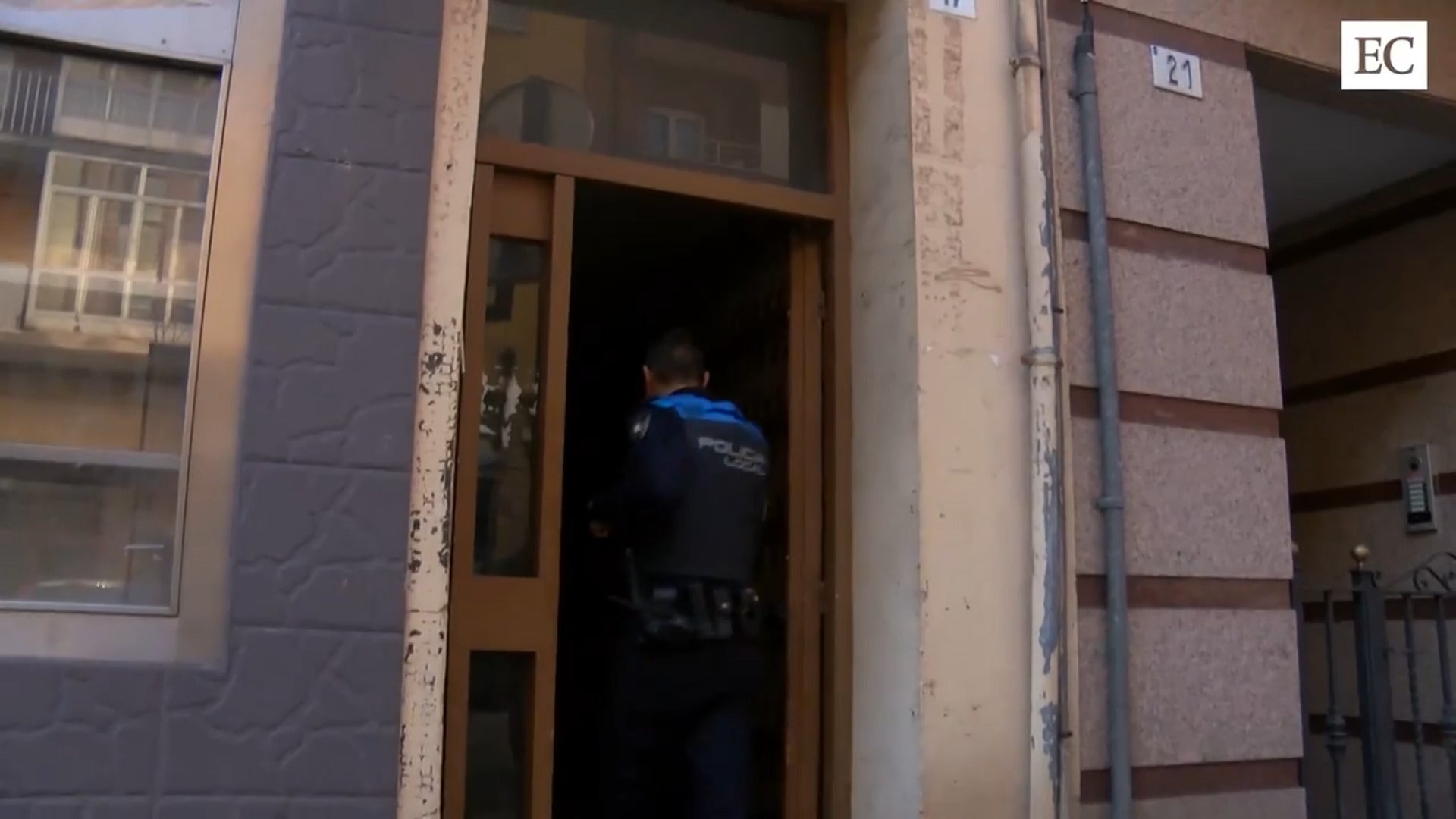 Se pospone el desalojo del edificio okupado de la calle Aguado