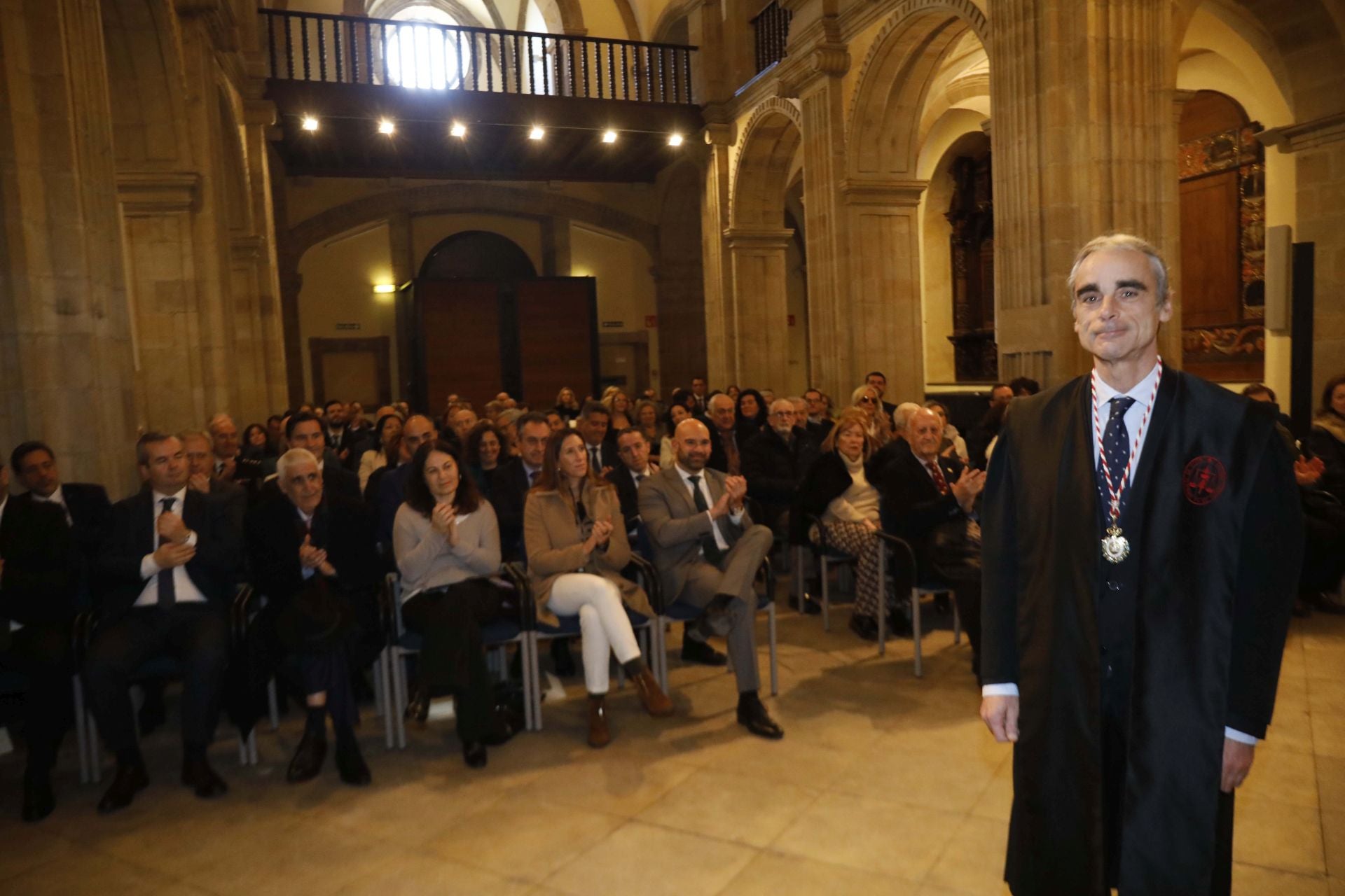 Gijón celebra la toma de posesión de Benigno Villarejo como decano del Colegio de la Abogacía