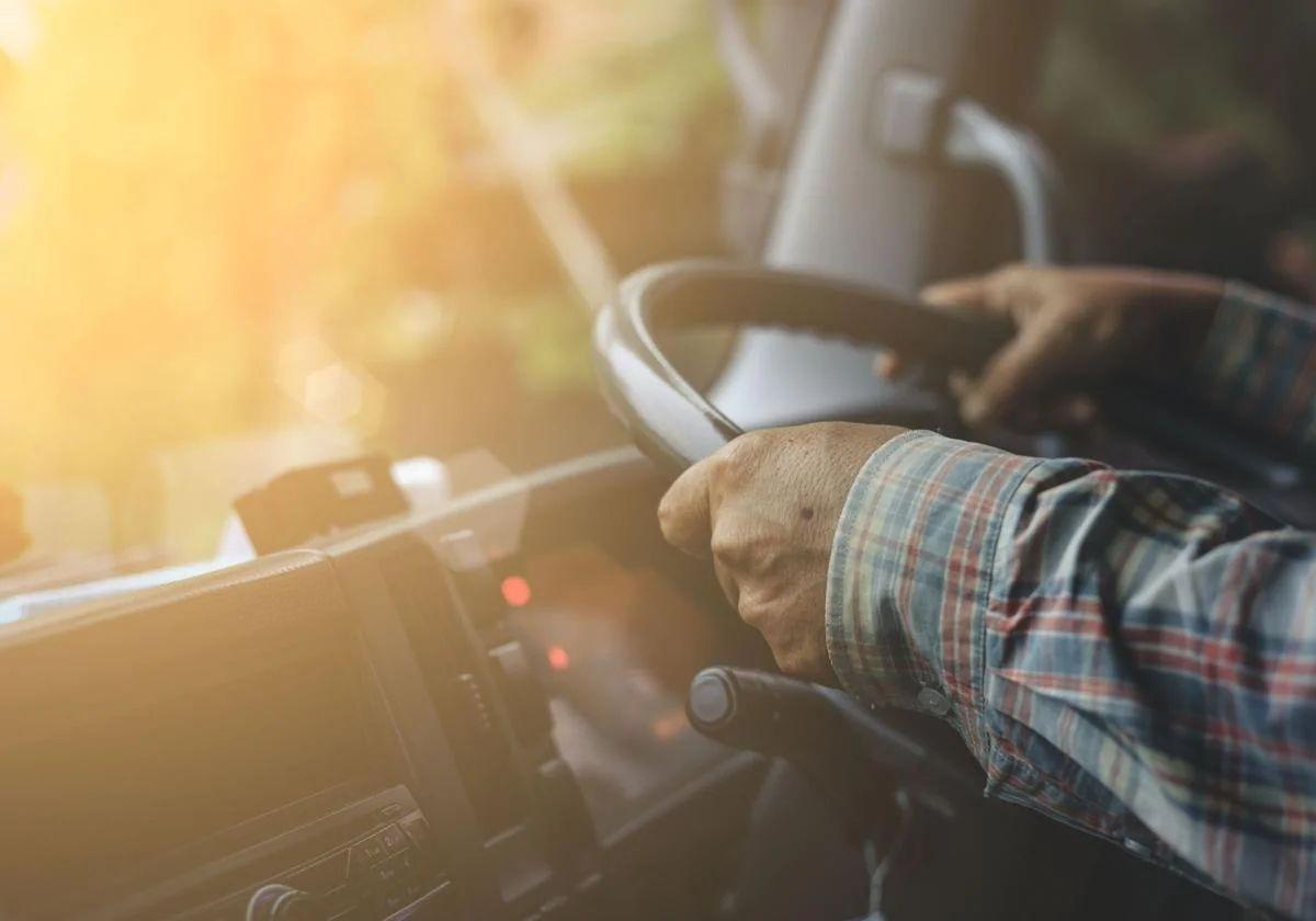Fallece un hombre en Tineo atrapado por su tractor mientras labraba su huerta