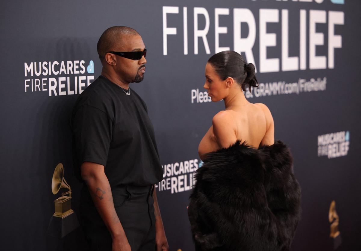 Kanye West y Bianca Censori.