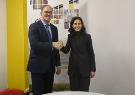 Ignacio Iglesias y Liliana Valdés, ayer, en Valnalón.