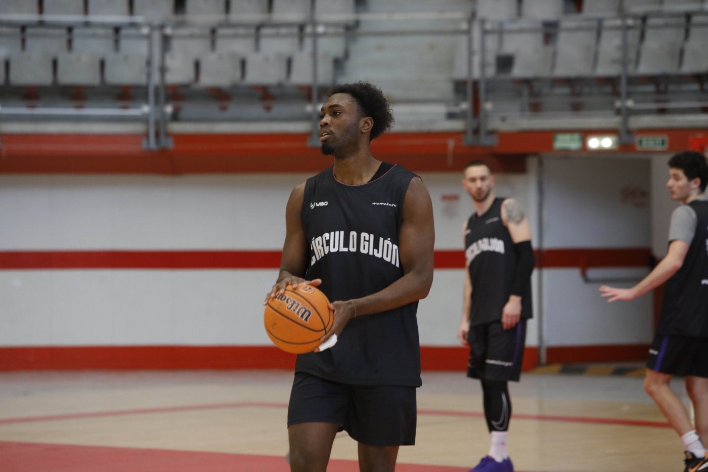 Michael Okafor, en el entrenamiento del Círculo en el Palacio.