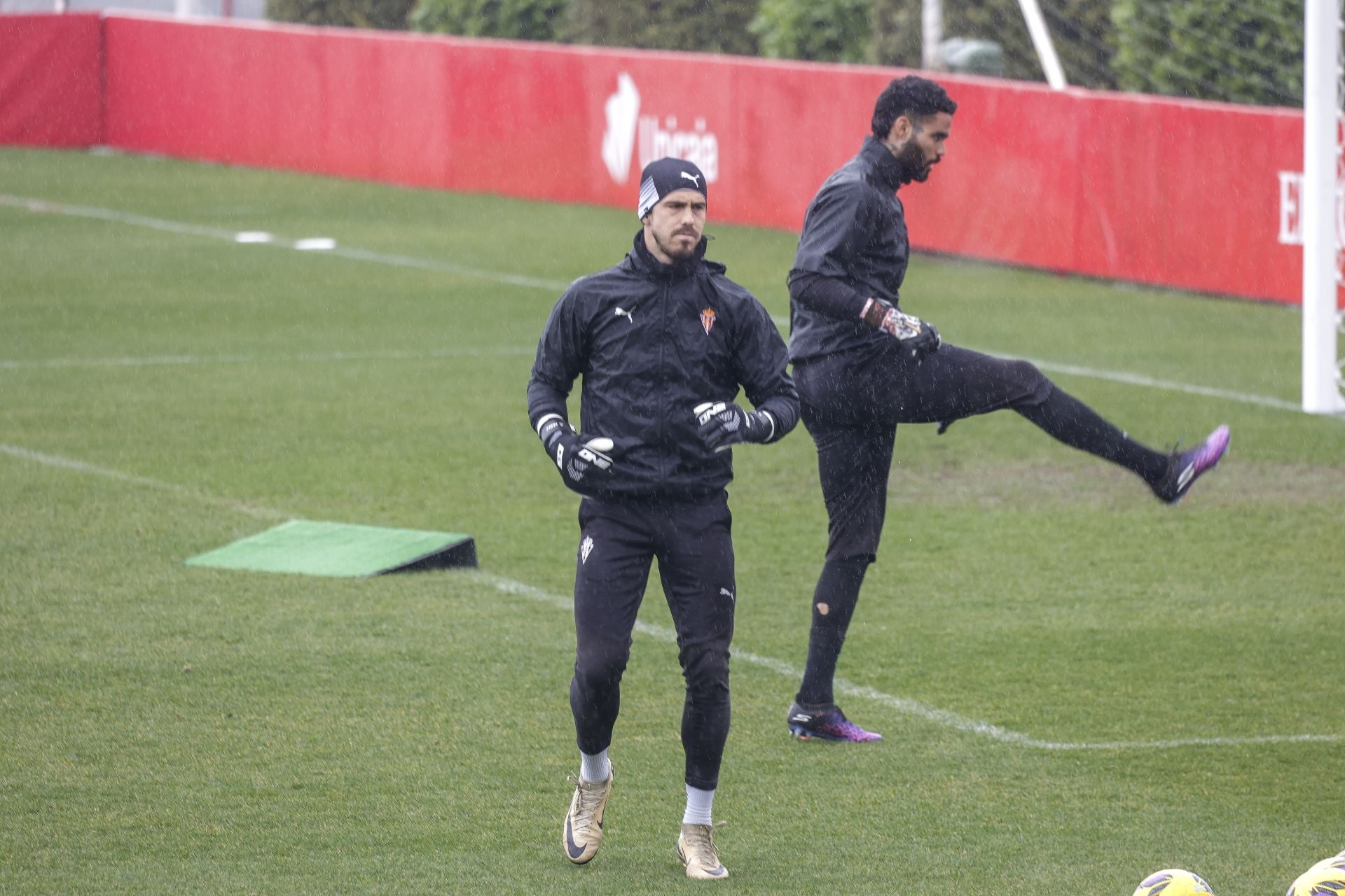 Entrenamiento del Sporting de Gijón (07/02/2025)