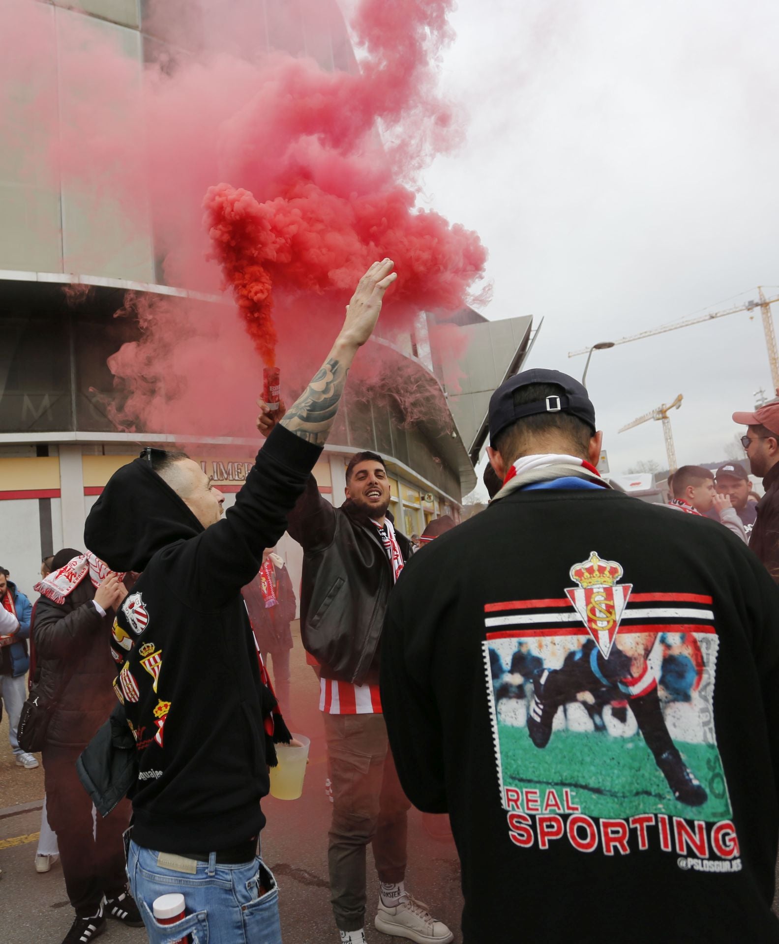 ¿Estuviste animando al Sporting frente al Eibar? ¡Búscate!