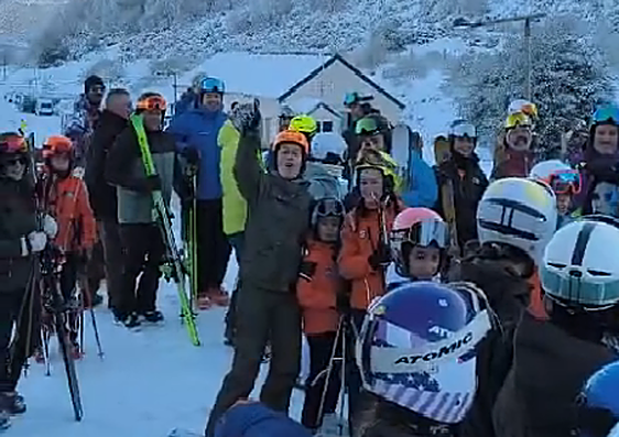 Rebelión en Pajares por los «constantes retrasos» en la apertura de las pistas