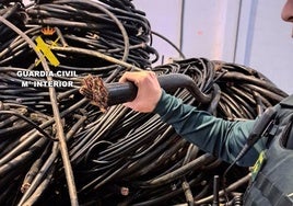 Cable de cobre recuperado en una operación en chaterrerías de La Coruña y Asturias.