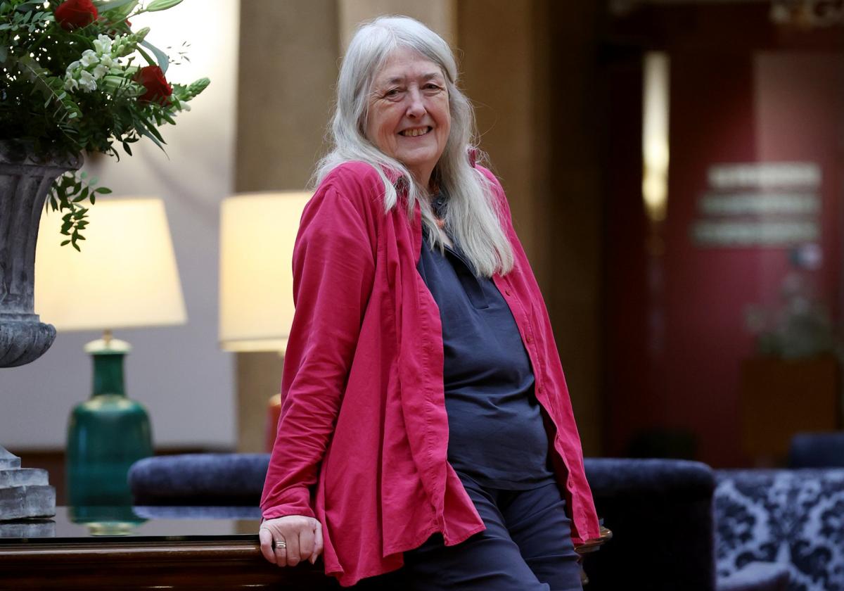 Mary Beard, en el hall del Hotel de la Reconquista, antes de la entrevista.