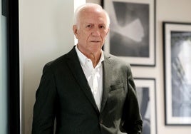Agustín Azparren Lucas.