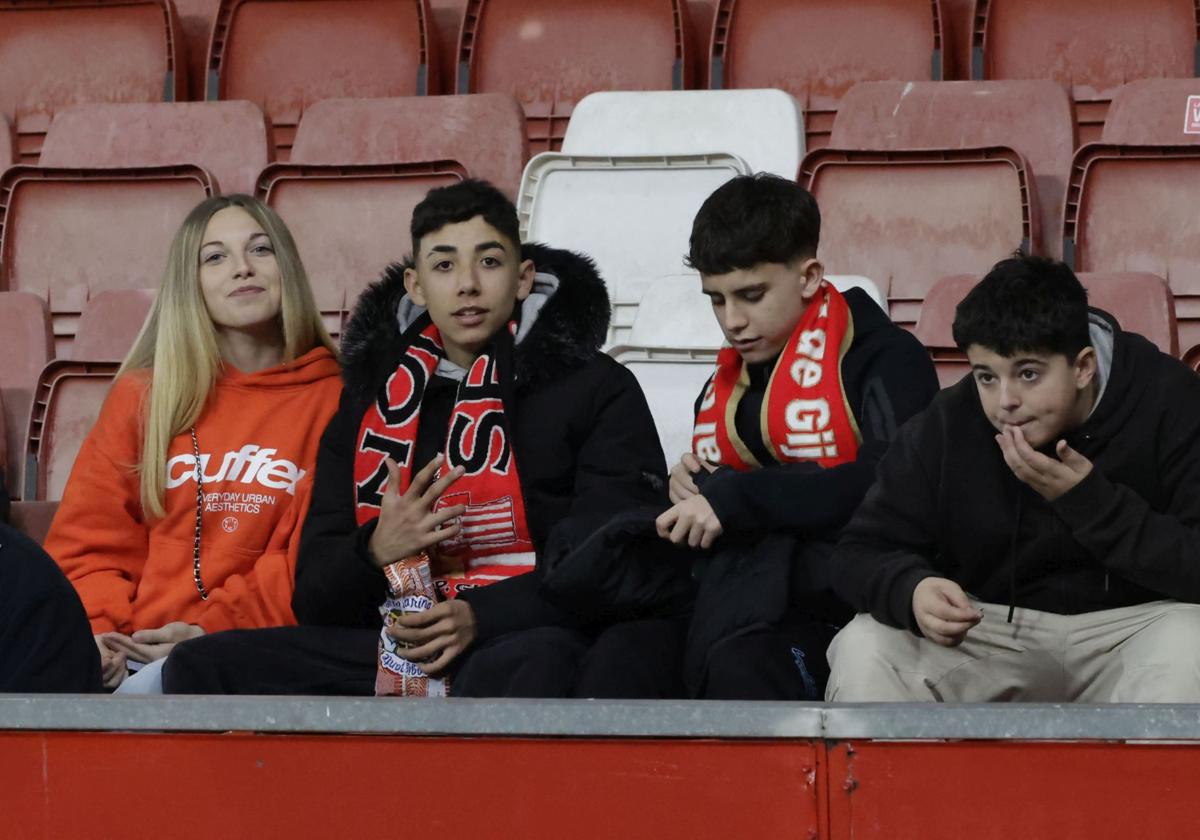 ¿Estuviste en el Sporting de Gijón - Almería? ¡Búscate!