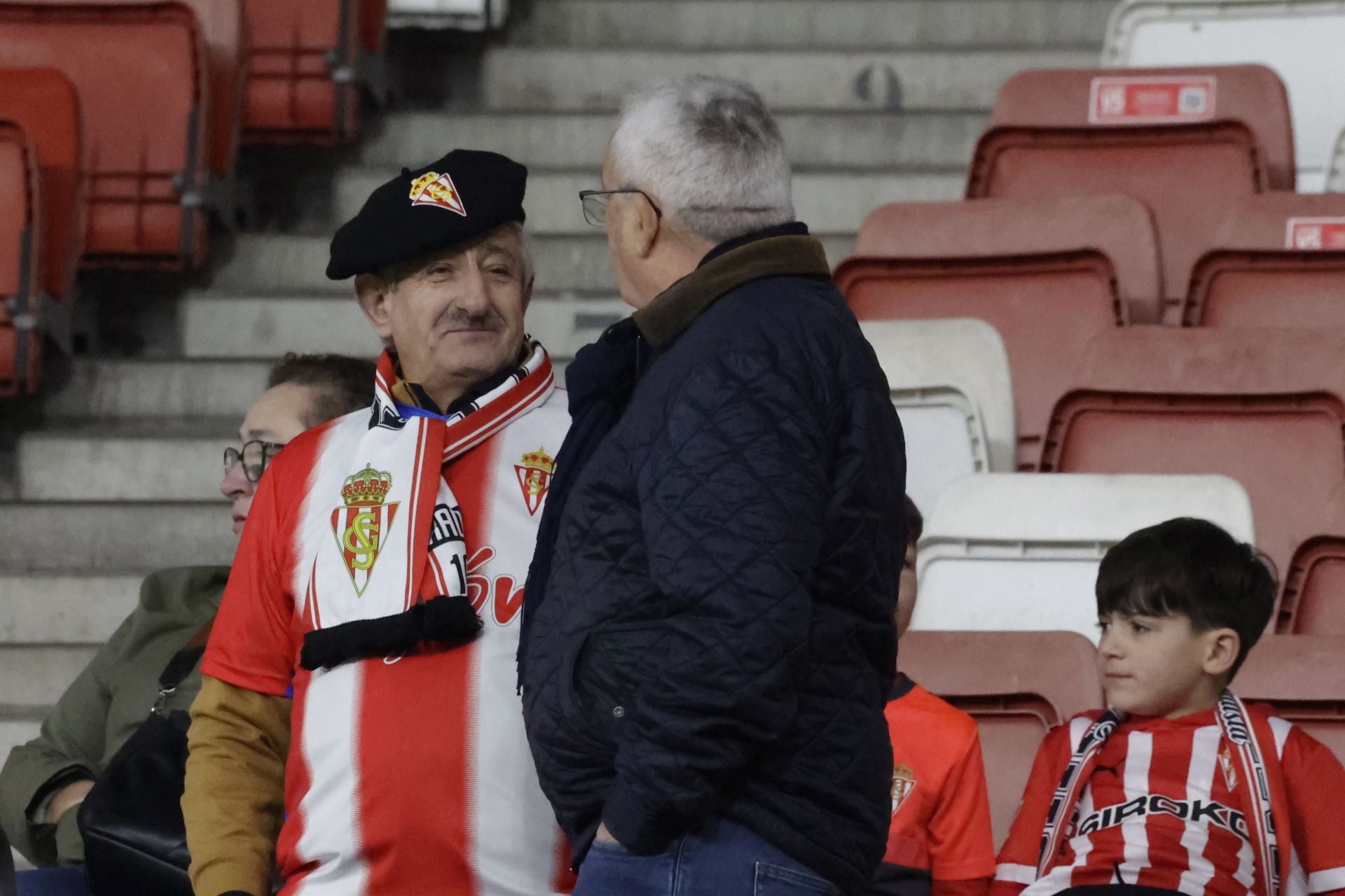 ¿Estuviste en el Sporting de Gijón - Almería? ¡Búscate!