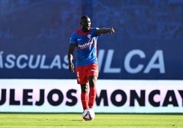 Bambo Diaby, en un partido esta temporada con Elche.